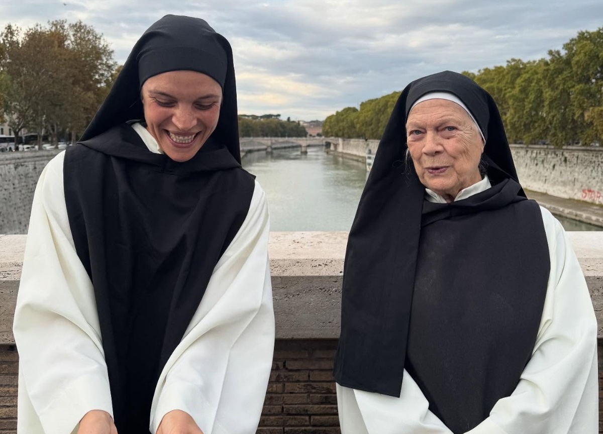 “Stanno ingannando tutti”. La verità su “Vita da Suore”, il format virale di TikTok e Instagram “Stanno ingannando tutti”. La verità su “Vita da Suore”, il format virale di TikTok e Instagram