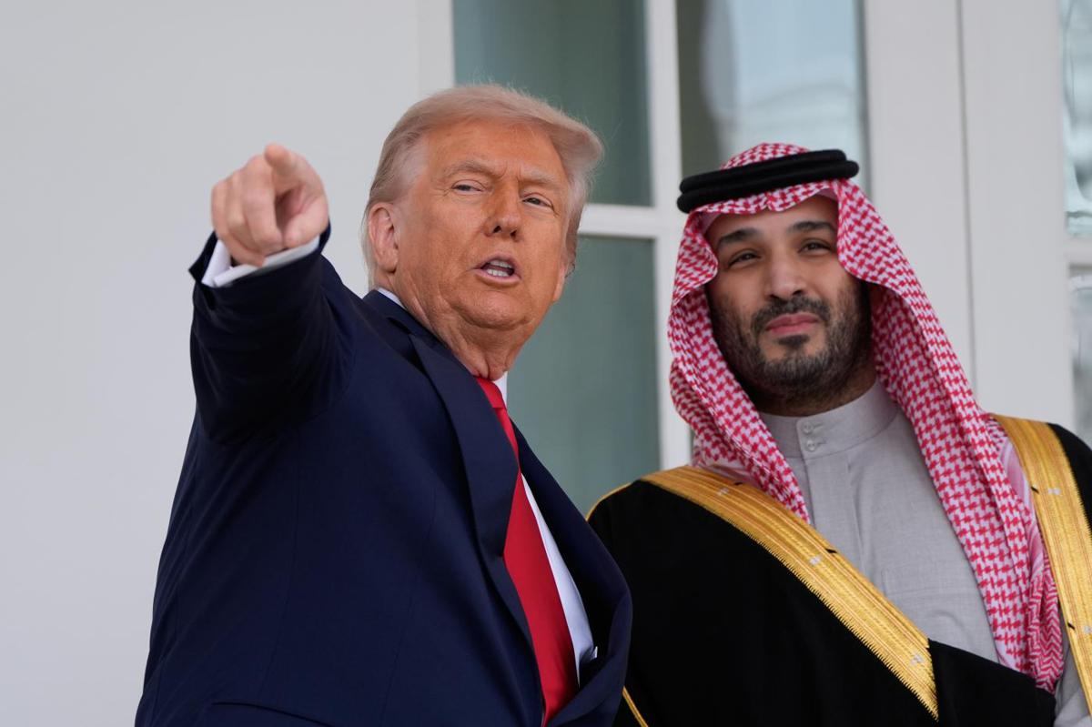 Trump riceve il principe ereditario Mohammad bin Salman, l’Arabia Saudita promette mille miliardi di investimenti negli Usa Trump riceve il principe ereditario Mohammad bin Salman, l’Arabia Saudita promette mille miliardi di investimenti negli Usa