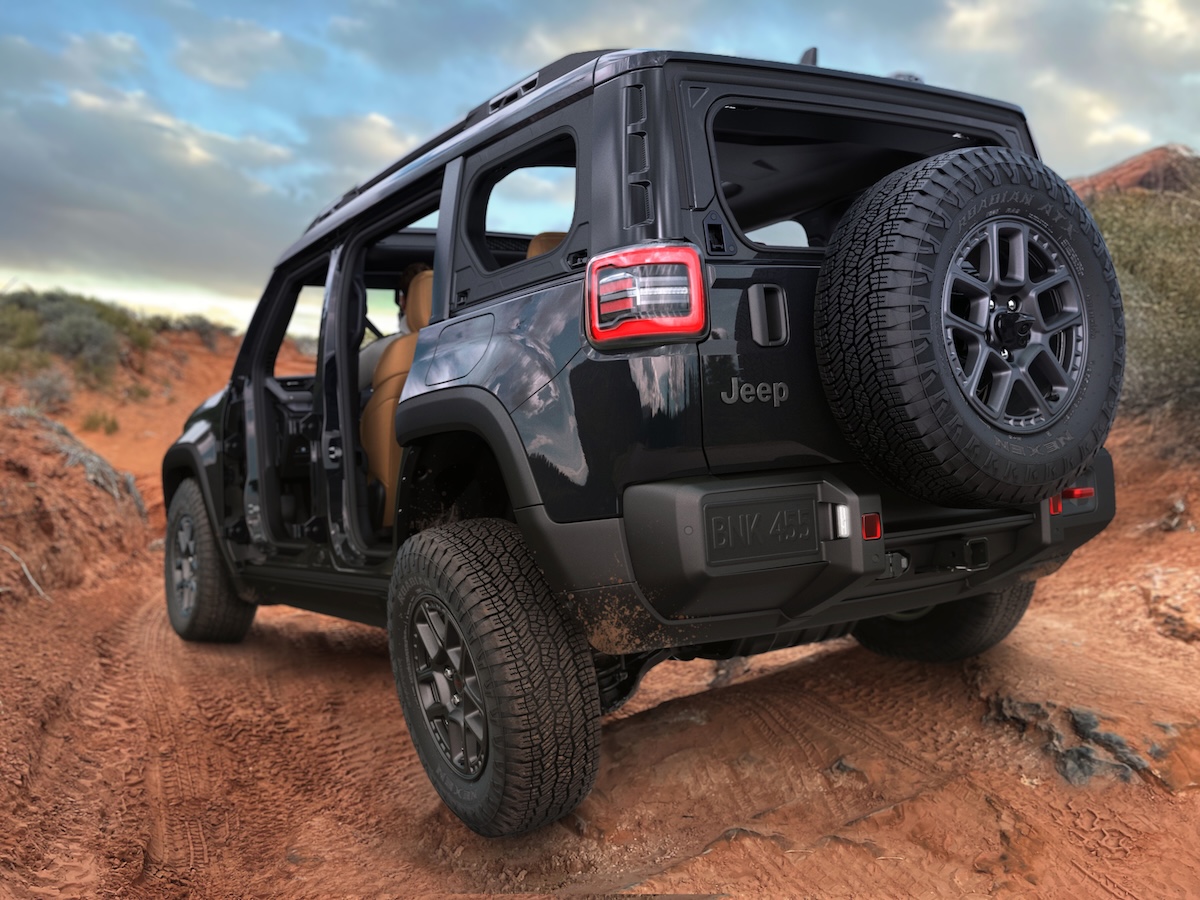 Jeep Recon 2026, il SUV a zero emissioni che rivoluziona l’off-road