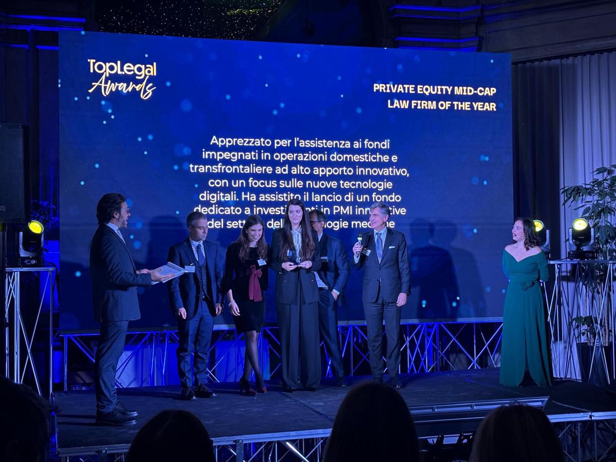 Alma LED premiata come “Private Equity Mid-Cap Law Firm of the Year” ai TopLegal Awards 2025 Alma LED premiata come “Private Equity Mid-Cap Law Firm of the Year” ai TopLegal Awards 2025