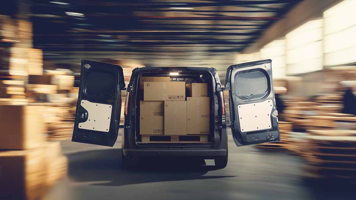 Renault Trafic Van E Tech Electric: furgone 100% elettrico, fino a 450 km di autonomia