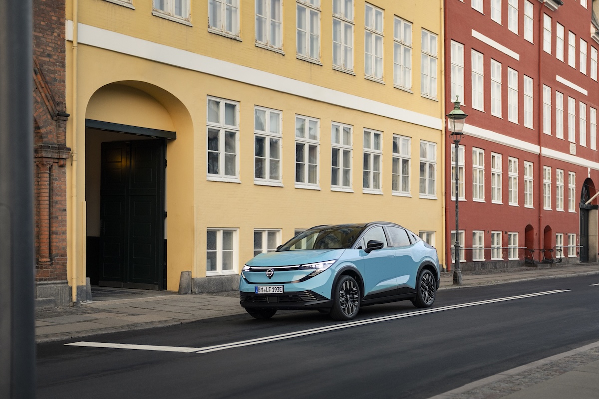 Nissan LEAF: come nasce il nuovo veicolo elettrico europeo