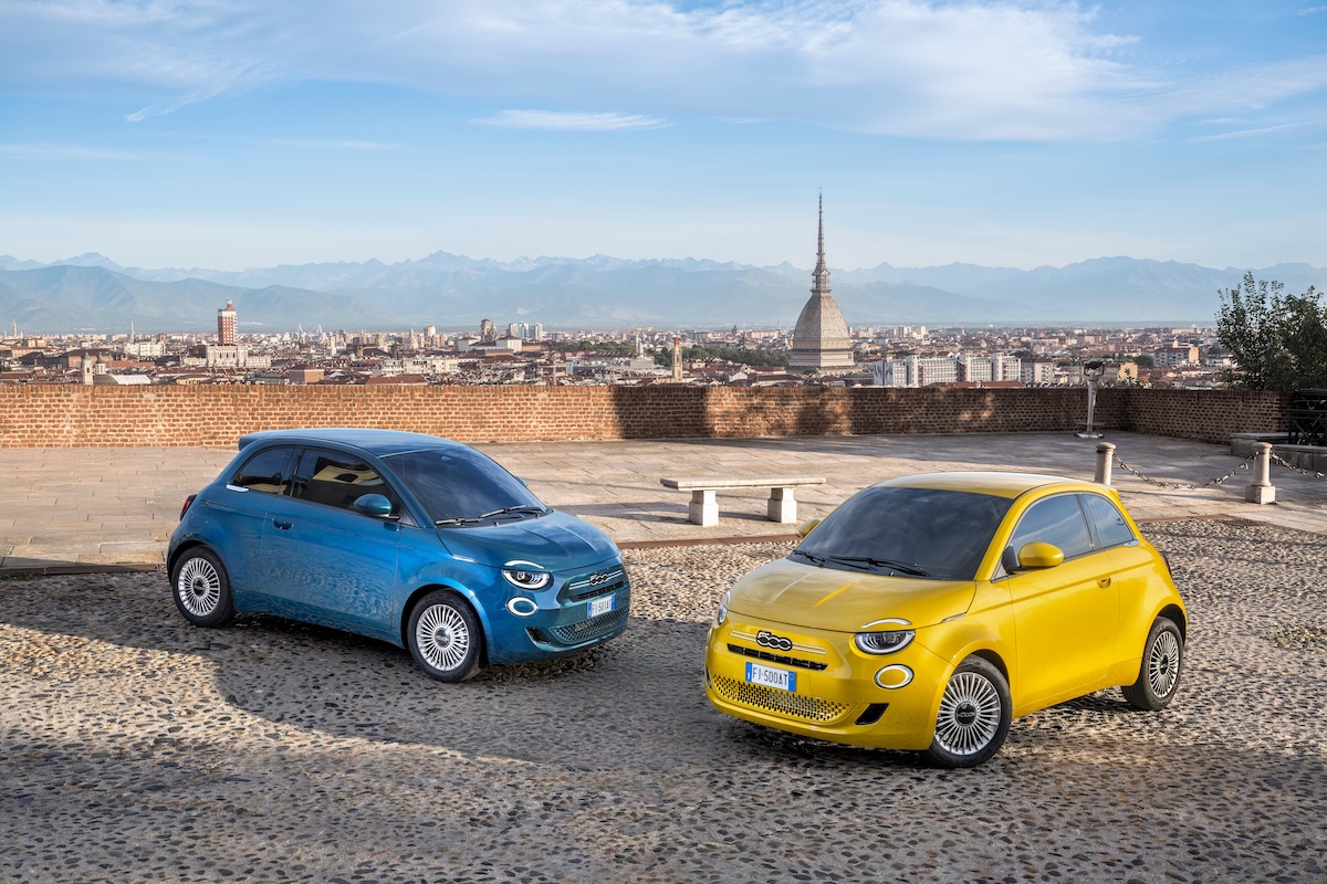 Nuova Fiat 500 Hybrid: Torino in festa per il ritorno dell’icona