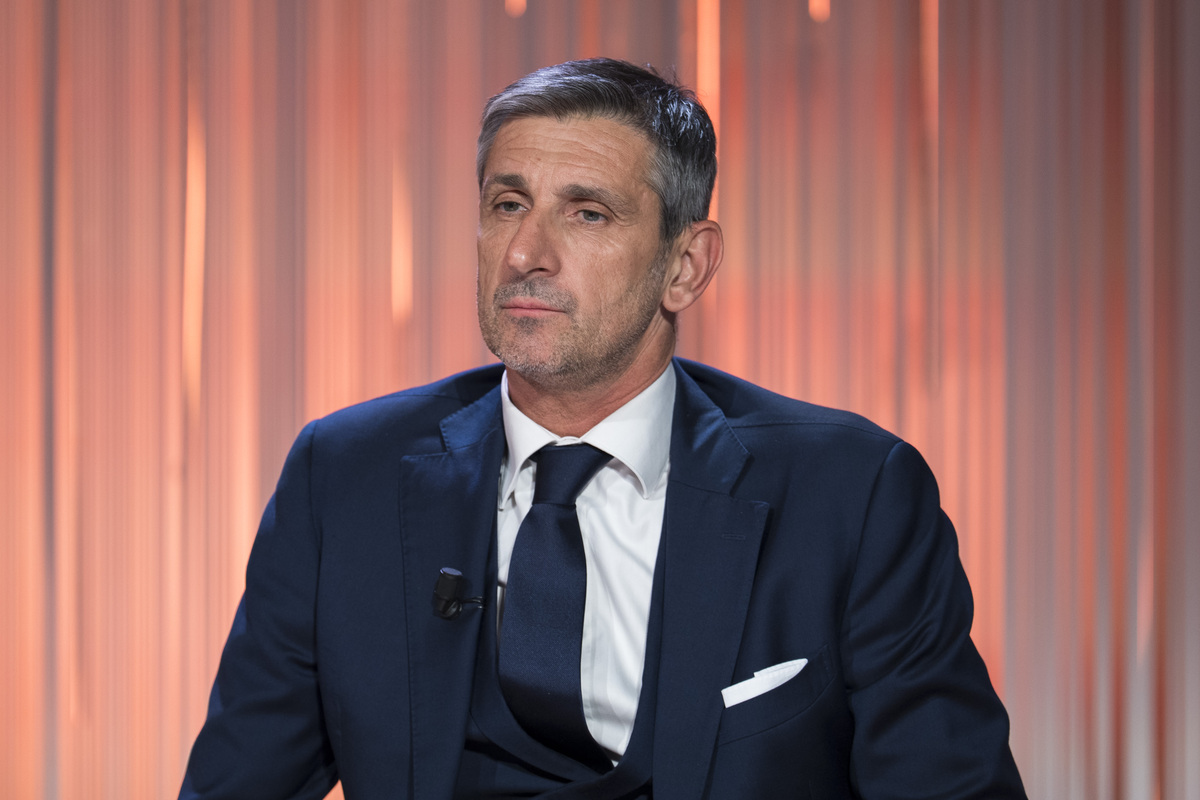 Cristian Camisa confermato presidente Confapi. Si ritira dalla corsa Cordua Cristian Camisa confermato presidente Confapi. Si ritira dalla corsa Cordua