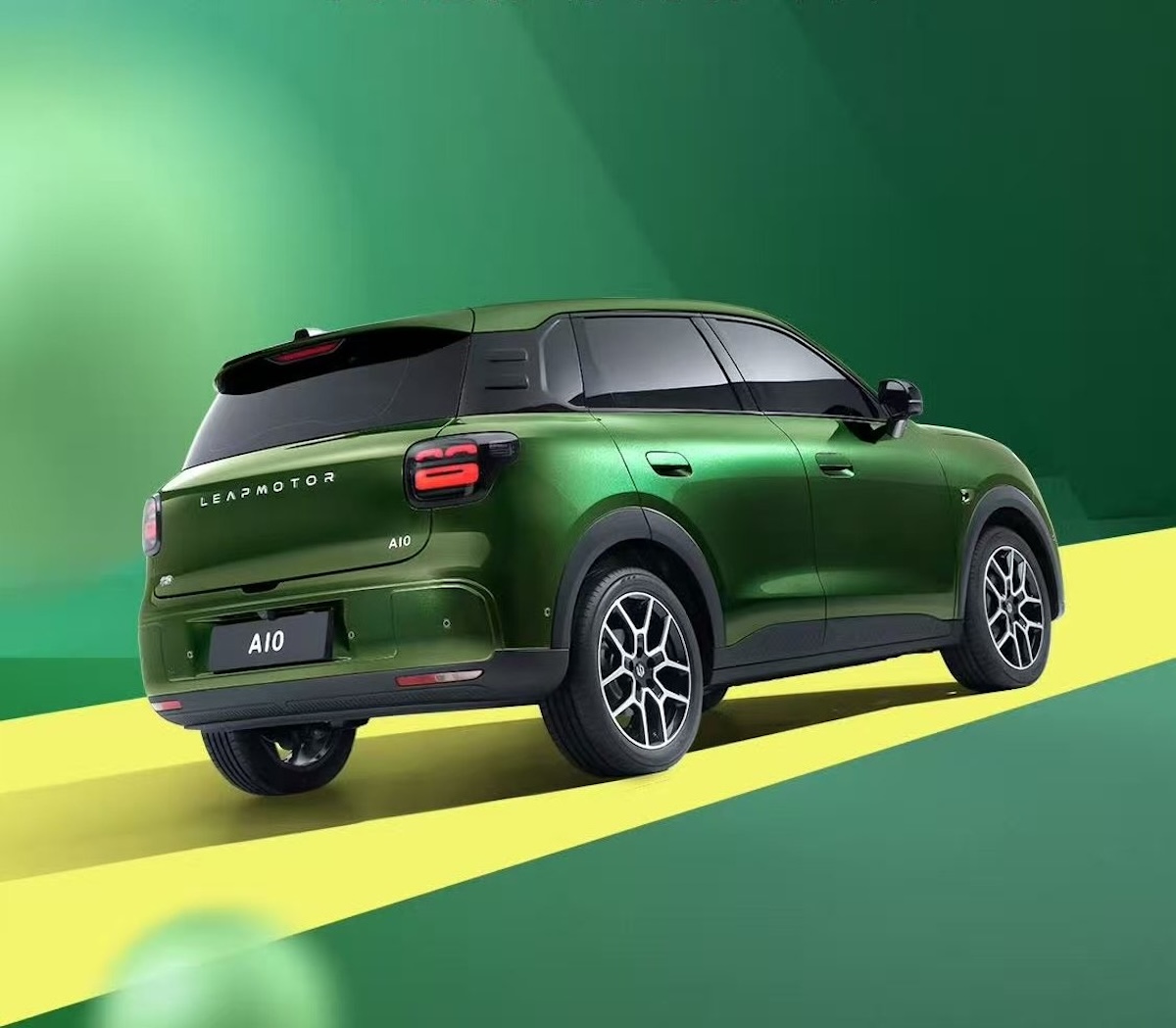 Leapmotor svela B03X: l’anti-citycar elettrica con 500 km di autonomia Leapmotor svela B03X: l’anti-citycar elettrica con 500 km di autonomia