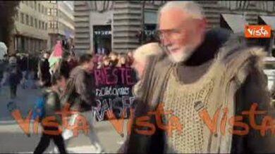 “Non una di meno”, lo slogan transfemminista gridato al corto di Roma