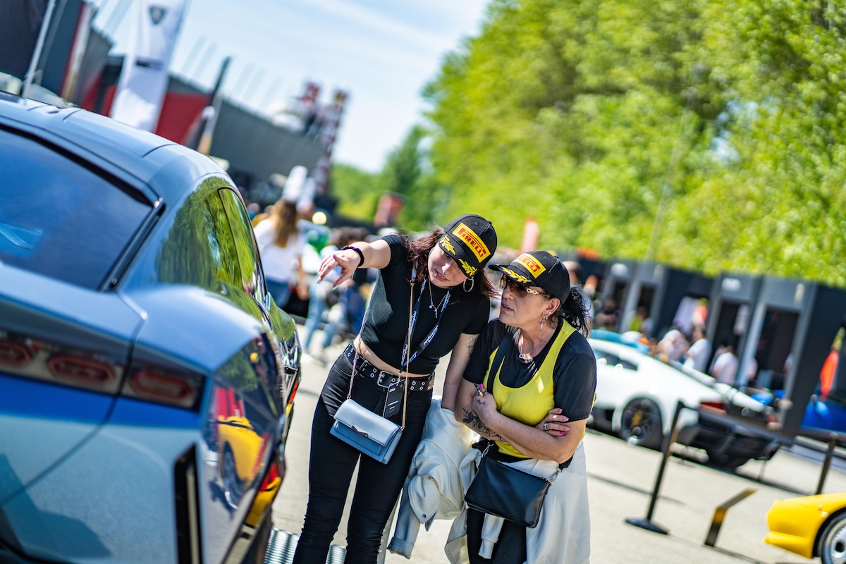 Lamborghini Arena 2026: la passione del Toro torna a ruggire a Imola Lamborghini Arena 2026: la passione del Toro torna a ruggire a Imola