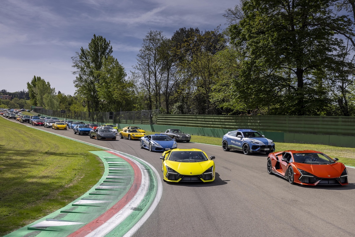 Lamborghini Arena 2026: la passione del Toro torna a ruggire a Imola Lamborghini Arena 2026: la passione del Toro torna a ruggire a Imola