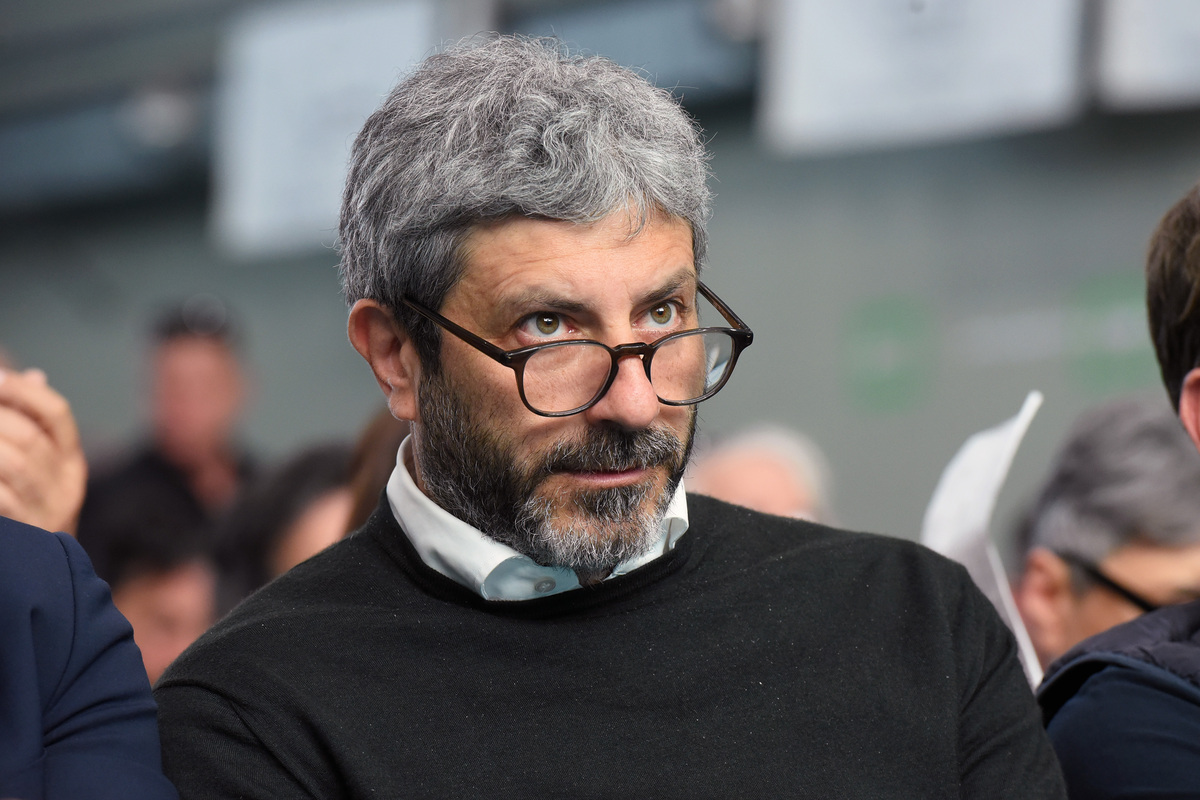 Campania al voto, il duello Cirielli–Fico ridisegna la sfida per la guida della Regione. I ritratti dei candidati Campania al voto, il duello Cirielli–Fico ridisegna la sfida per la guida della Regione. I ritratti dei candidati
