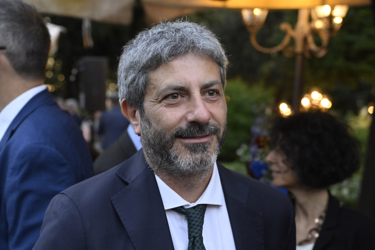 Campania al voto, il duello Cirielli–Fico ridisegna la sfida per la guida della Regione. I ritratti dei candidati Campania al voto, il duello Cirielli–Fico ridisegna la sfida per la guida della Regione. I ritratti dei candidati