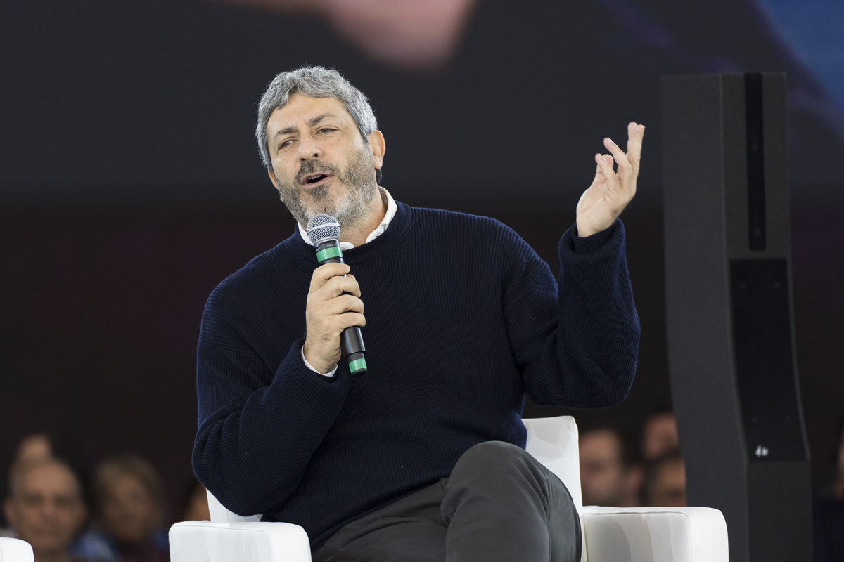 Campania al voto, il duello Cirielli–Fico ridisegna la sfida per la guida della Regione. I ritratti dei candidati Campania al voto, il duello Cirielli–Fico ridisegna la sfida per la guida della Regione. I ritratti dei candidati