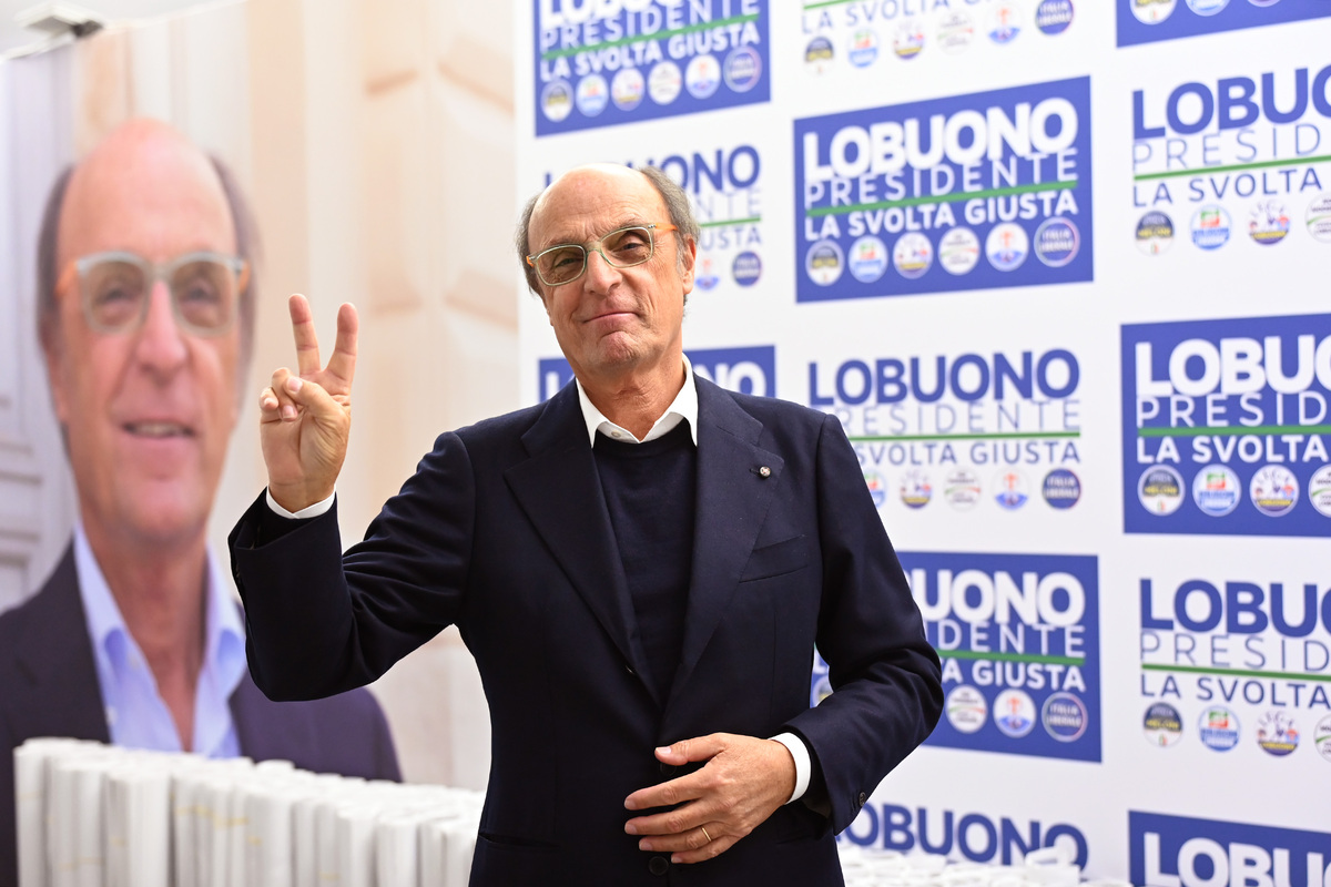 Elezioni regionali in Puglia, Decaro e Lobuono si contendono la presidenza: ecco chi sono