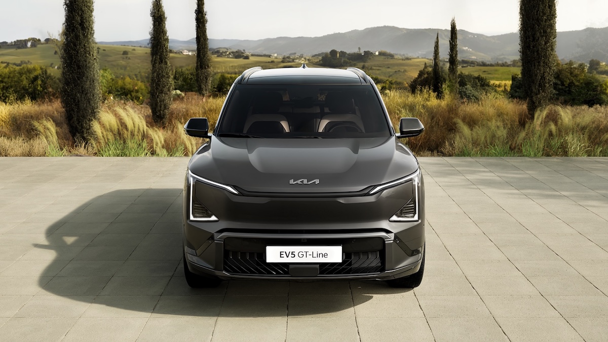 Kia EV5, debutto sicuro: 5 stelle e tecnologie ADAS al vertice Kia EV5, debutto sicuro: 5 stelle e tecnologie ADAS al vertice