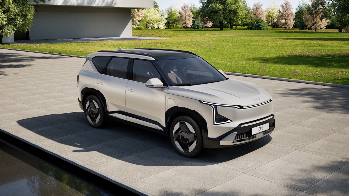 Kia EV5, debutto sicuro: 5 stelle e tecnologie ADAS al vertice Kia EV5, debutto sicuro: 5 stelle e tecnologie ADAS al vertice
