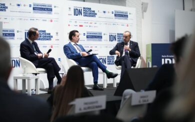 A Italia Direzione Nord la ricerca Socialcom: i cittadini promuovono i governatori Fontana e Rocca