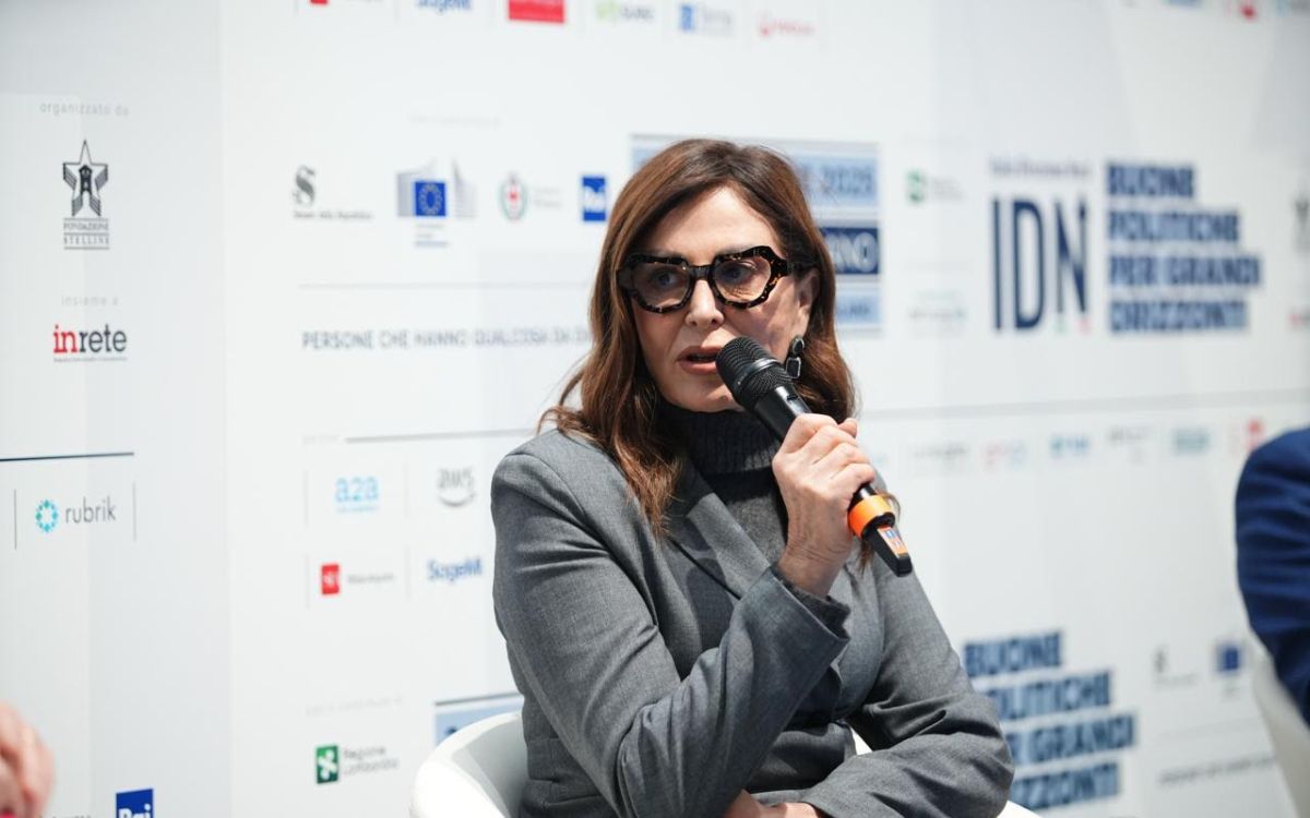 Daniela Santanché a Direzione Nord: “Olimpiadi acceleratore per infrastrutture a Milano, città che deve cambiare volto” Daniela Santanché a Direzione Nord: “Olimpiadi acceleratore per infrastrutture a Milano, città che deve cambiare volto”
