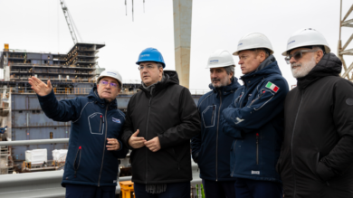 Fincantieri, visita del commissario europeo Apostolos Tzitzikostas al cantiere di Monfalcone