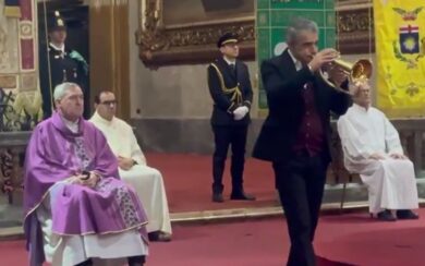 Funerali di Ornella Vanoni, Paolo Fresu emoziona suonando “L’appuntamento”