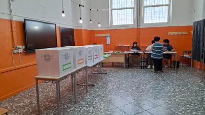 Regione Puglia: Decaro vince, ma la democrazia è azzoppata