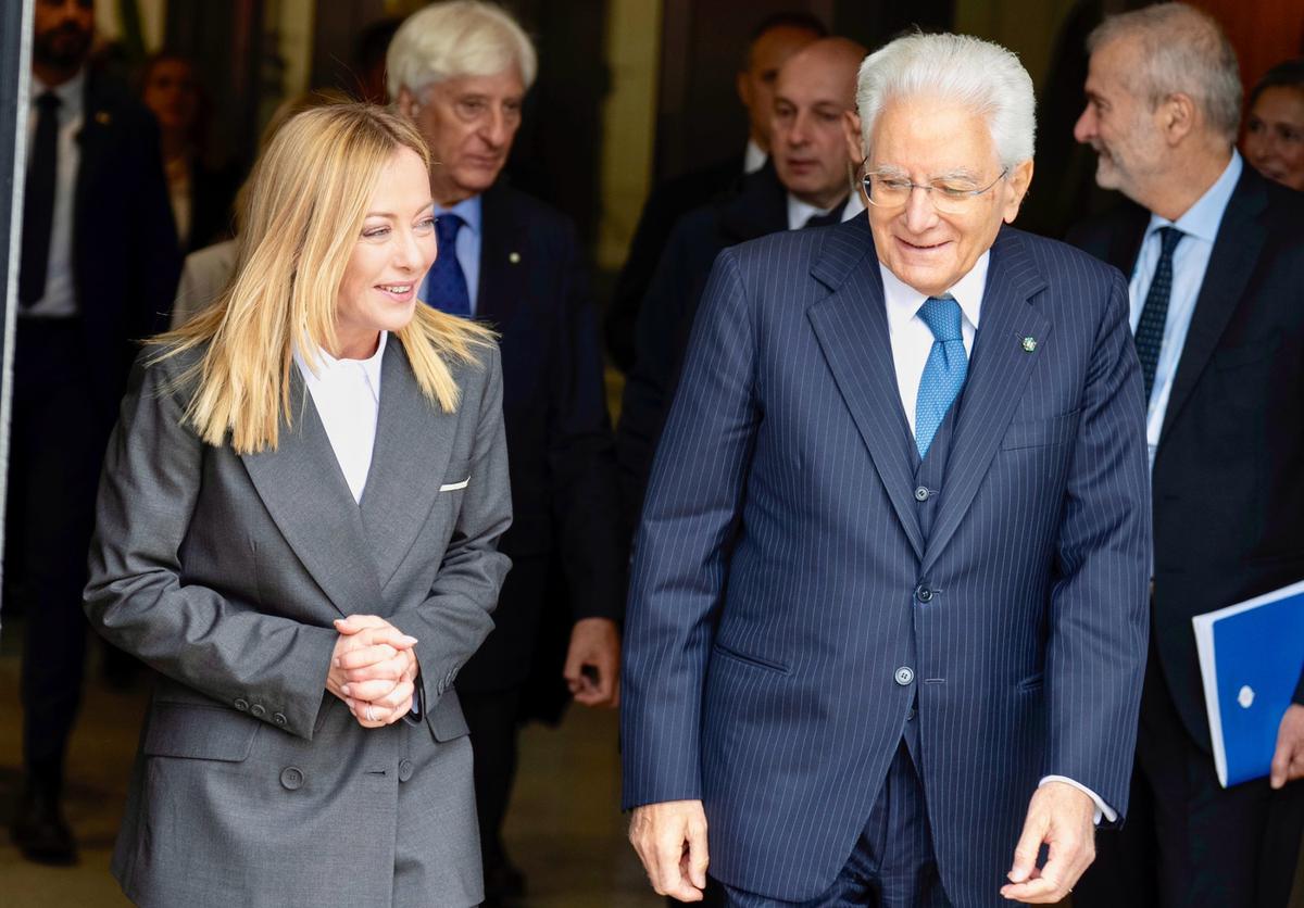 Violenza sulle donne, Mattarella: “Libertà è conquista da difendere”. Meloni: “Fenomeno intollerabile. Va combattuta senza sosta, non ci fermiamo” Violenza sulle donne, Mattarella: “Libertà è conquista da difendere”. Meloni: “Fenomeno intollerabile. Va combattuta senza sosta, non ci fermiamo”