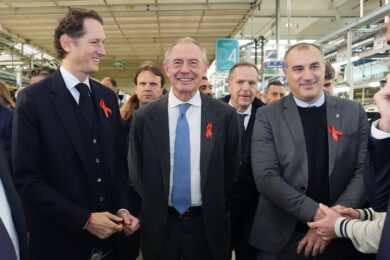 Mirafiori riparte: via alla Fiat 500 Ibrida e 400 nuove assunzioni