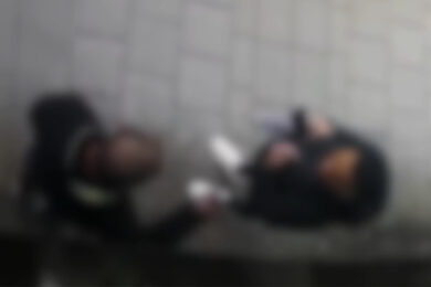 Napoli, minacce alla moglie: “Ti taglio la testa”. Le registrazioni che incastrano un 55enne e fanno scattare l’arresto