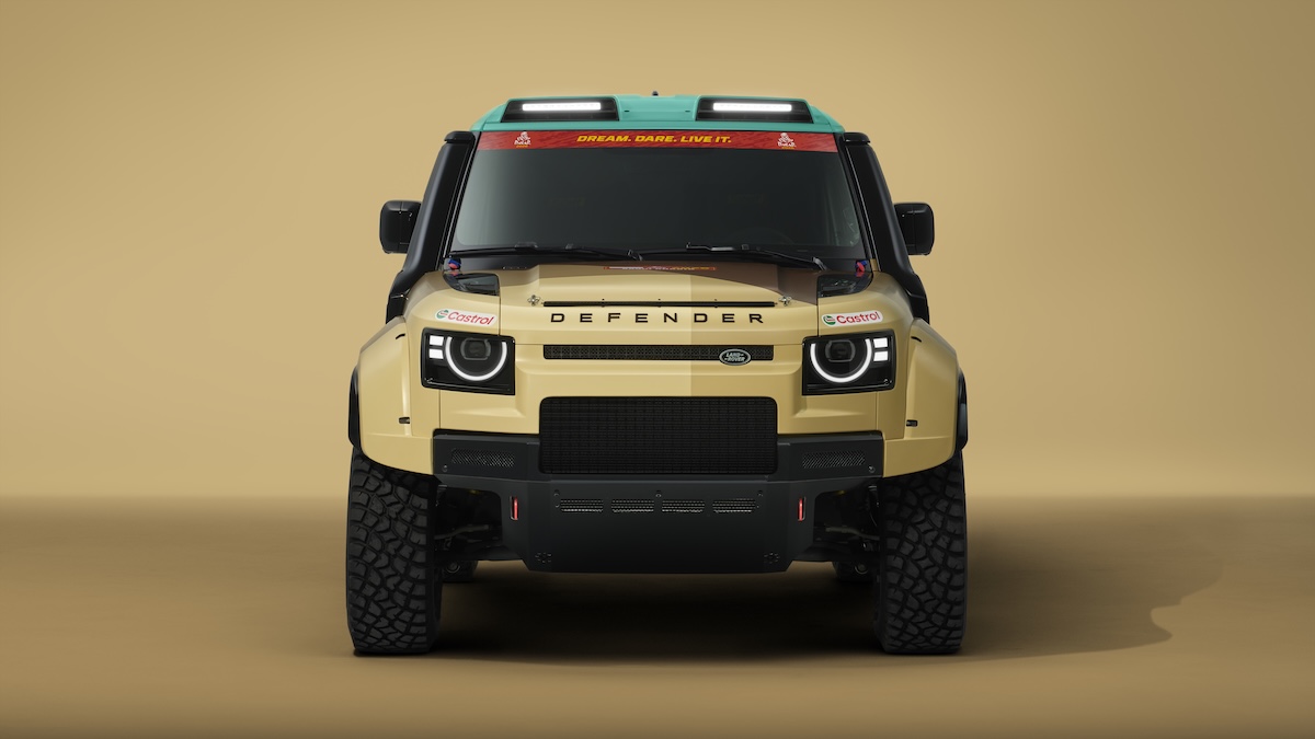 Dakar 2026: Defender torna nel deserto con la D7X-R e Peterhansel Dakar 2026: Defender torna nel deserto con la D7X-R e Peterhansel