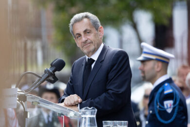 Caso Bygmalion, la Cassazione non fa sconti: Sarkozy condannato in via definitiva a un anno di carcere