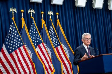 Kevin Hassett, chi è il fedelissimo di Trump ora in pole per la Fed: uomo dei repubblicani e re delle crypto