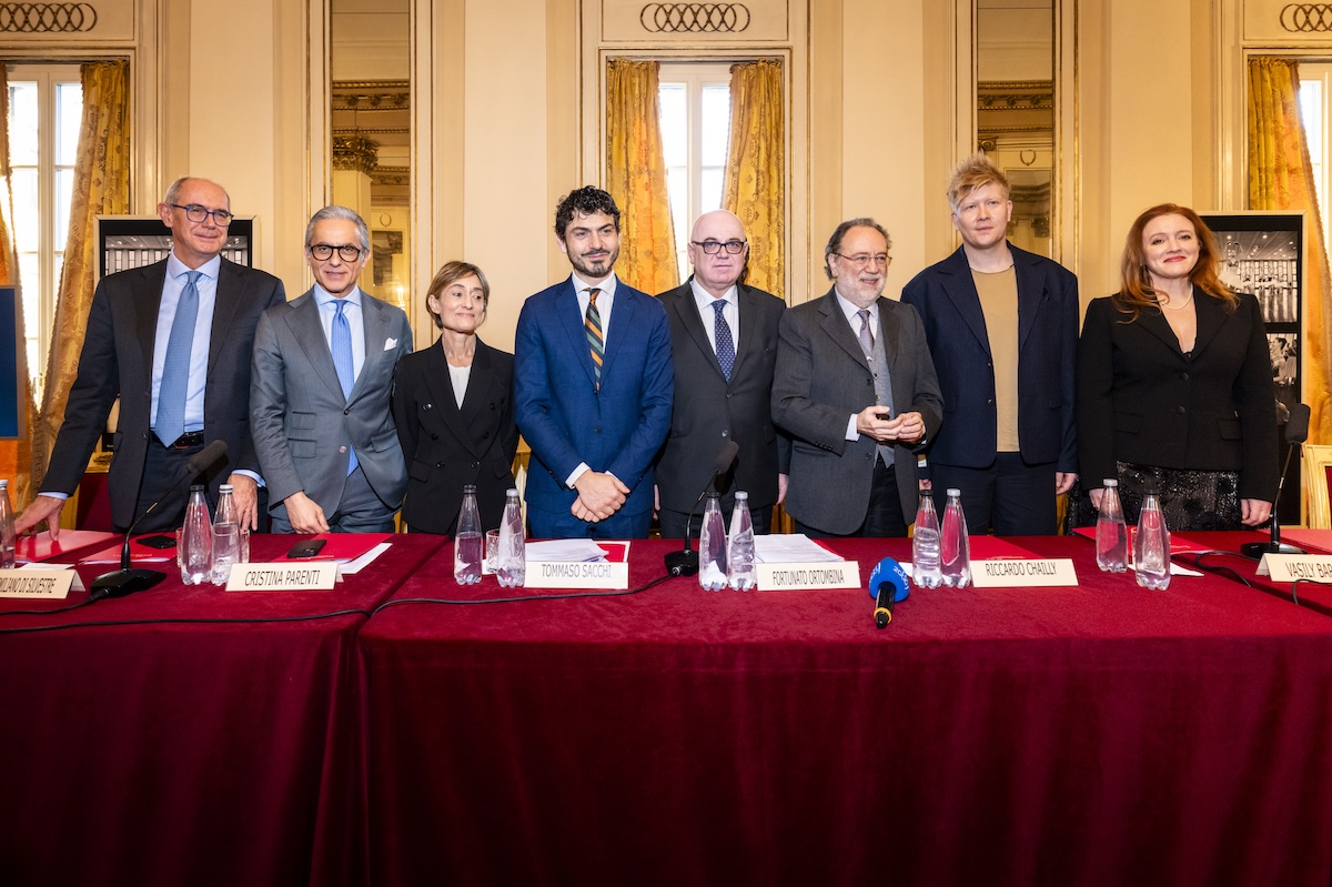 BMW Italia alla Scala: debutta la rivoluzione elettrica iX3