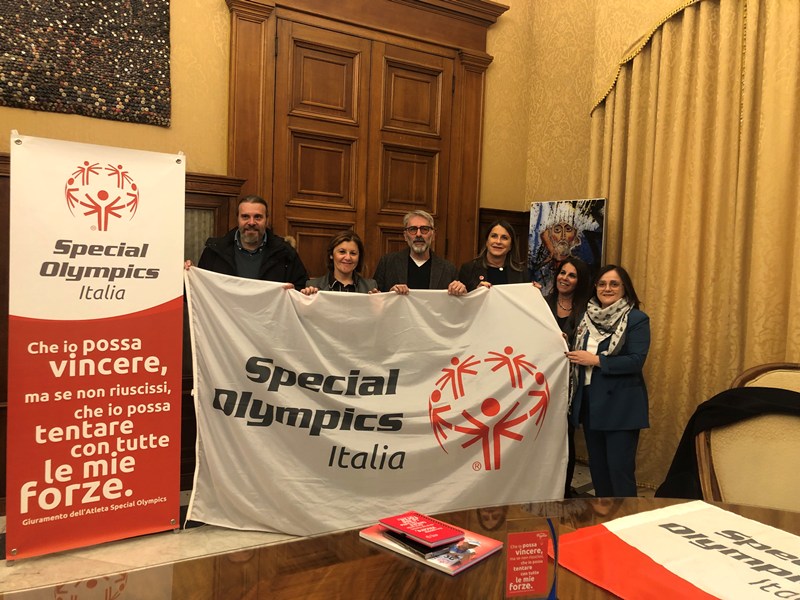 Flash Mob 2025 Special Olympics anche a Bari in piazza Umberto Flash Mob 2025 Special Olympics anche a Bari in piazza Umberto