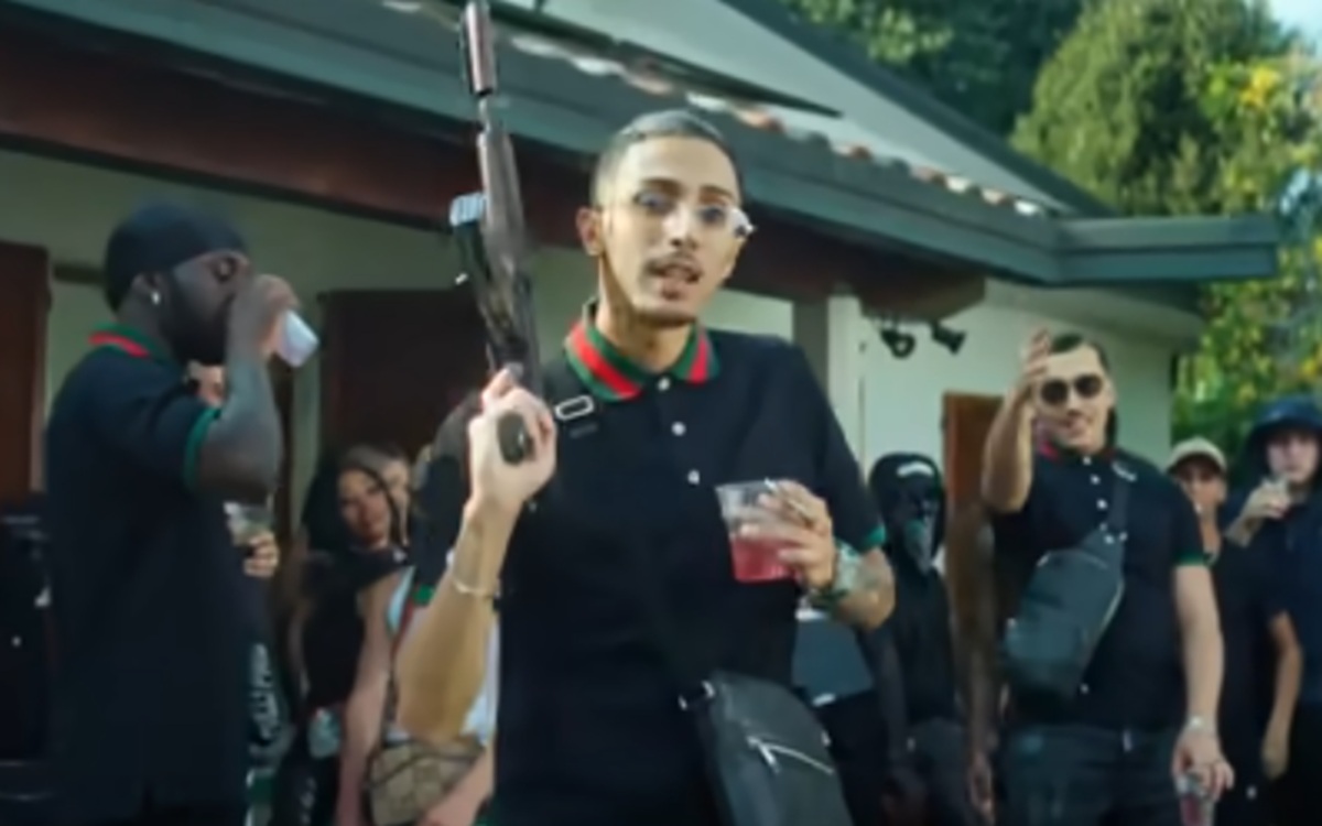 Nuovi guai per Baby Gang: condannato a 2 anni e 8 mesi per la pistola in hotel Nuovi guai per Baby Gang: condannato a 2 anni e 8 mesi per la pistola in hotel