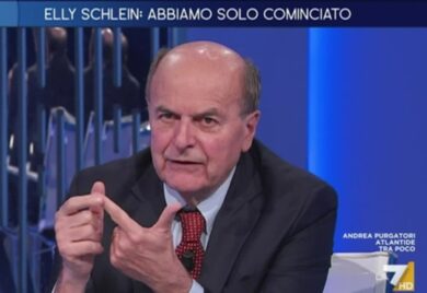 Bersani: “L’alternativa alla destra ora c’è”. Ma per l’ex numero uno del Pd il “campo largo” è la prima cosa da cambiare