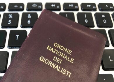 Sciopero dei giornalisti italiani, “contratto scaduto da dieci anni”. L’agitazione e la nota della Fnsi