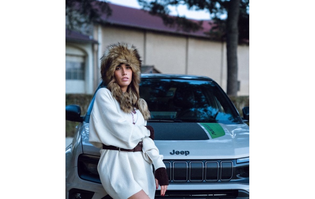 Clara e Ketama: “Codice Rosso” sfreccia su Jeep Avenger Clara e Ketama: “Codice Rosso” sfreccia su Jeep Avenger