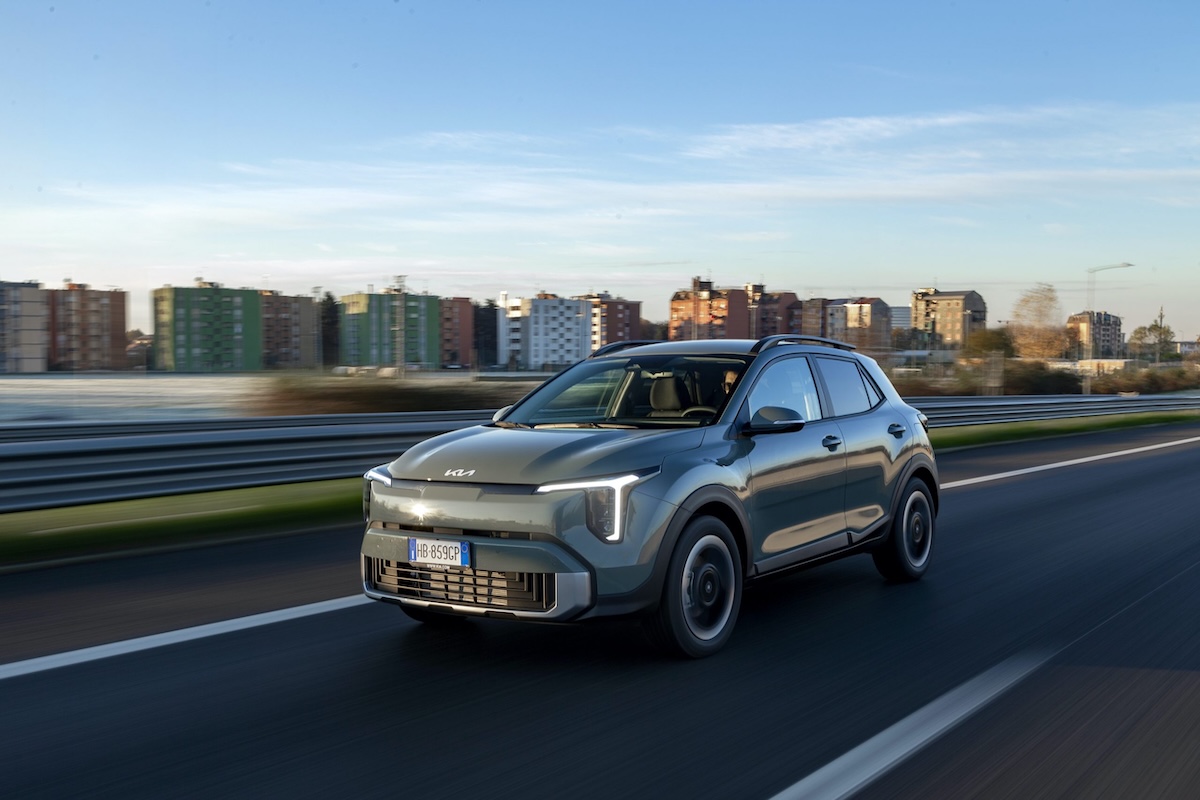 Nuova Kia Stonic: quando il crossover urbano alza l’asticella del segmento B Nuova Kia Stonic: quando il crossover urbano alza l’asticella del segmento B