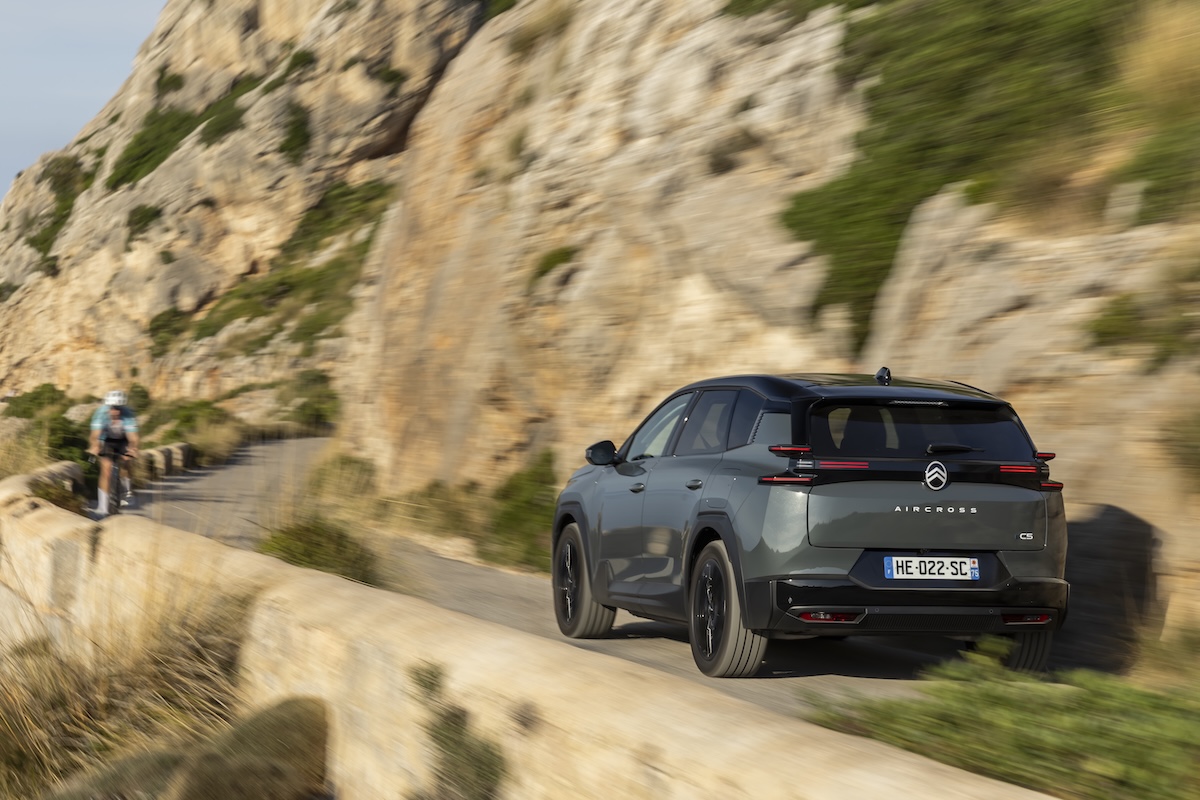 Citroën C5 Aircross: lusso e autonomia da record verso il titolo di Car of the Year 2026 Citroën C5 Aircross: lusso e autonomia da record verso il titolo di Car of the Year 2026