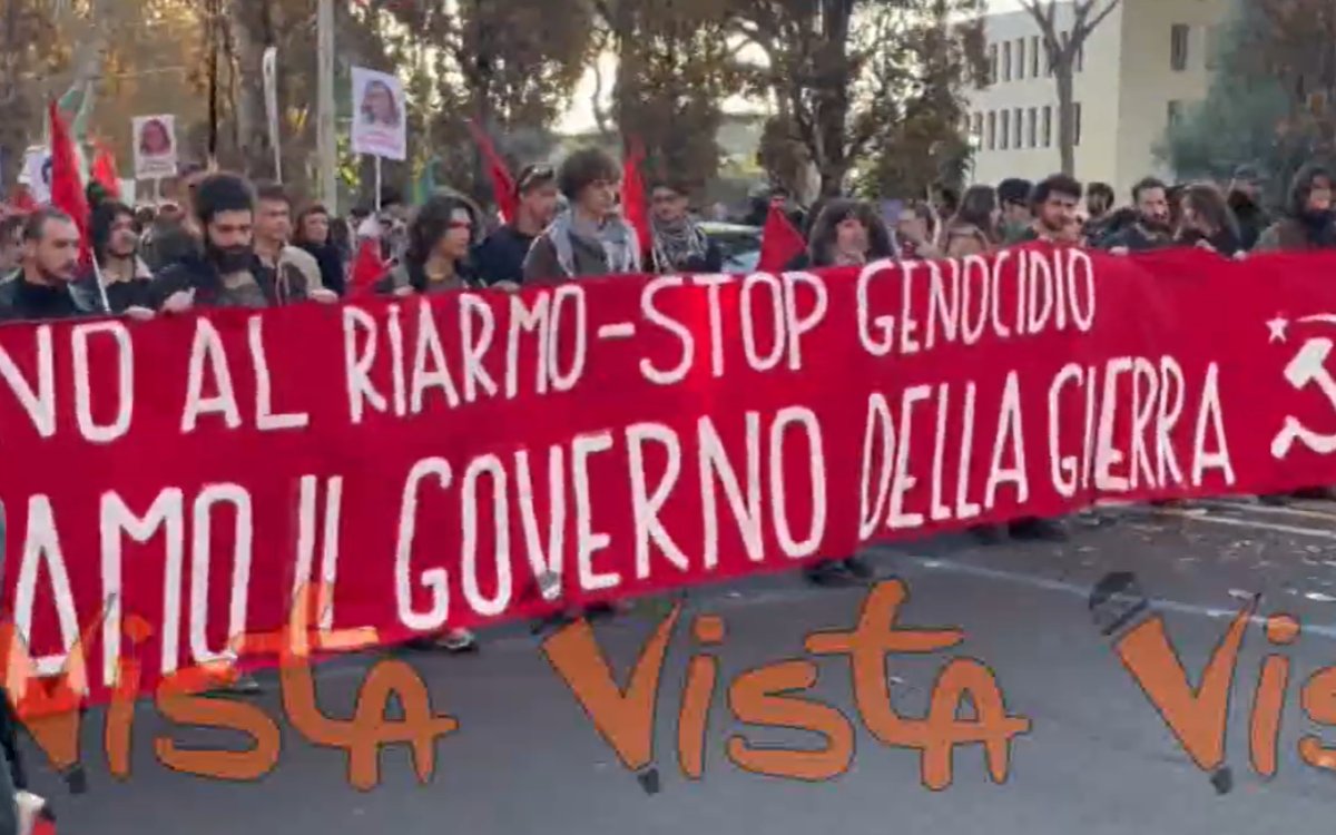 “Complici del genocidio”, le foto di Meloni, Salvini e Tajani al corteo pro Palestina a Roma. “Fuori l’Italia dalla Nato” – I video “Complici del genocidio”, le foto di Meloni, Salvini e Tajani al corteo pro Palestina a Roma. “Fuori l’Italia dalla Nato” – I video