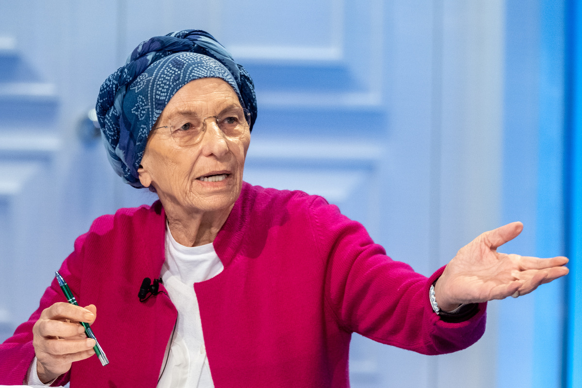 Malore per Emma Bonino, trasferita nella Stroke Unit del San Filippo Neri. “Stabile, sempre vigile”. Magi: “Lottatrice, fiduciosi” Malore per Emma Bonino, trasferita nella Stroke Unit del San Filippo Neri. “Stabile, sempre vigile”. Magi: “Lottatrice, fiduciosi”