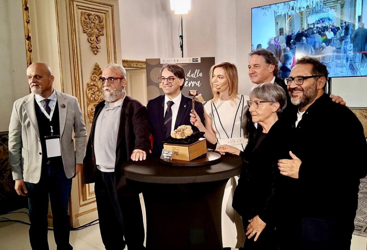 Matera, Asta Mondiale del Tartufo Bianco pregiato di Basilicata Matera, Asta Mondiale del Tartufo Bianco pregiato di Basilicata