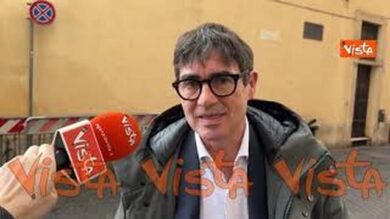 Fratoianni: Manovra di Meloni piena di tagli, solo soldi per nuove armi