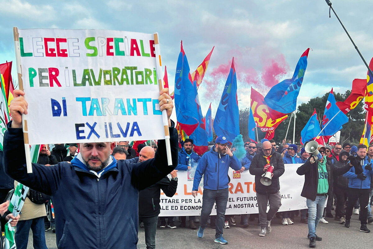 Ex Ilva, i lavoratori scioperano a oltranza. Genova paralizzata, forte messaggio al governo Ex Ilva, i lavoratori scioperano a oltranza. Genova paralizzata, forte messaggio al governo