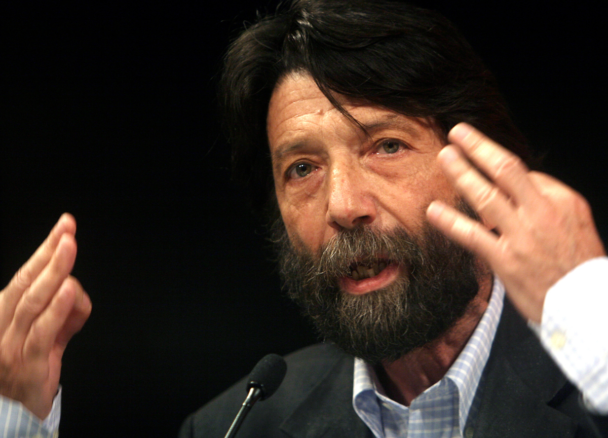 Ucraina, rischio guerra tra Russia ed Europa? Cacciari pessimista: “Siamo nelle mani di un branco di incoscienti” Ucraina, rischio guerra tra Russia ed Europa? Cacciari pessimista: “Siamo nelle mani di un branco di incoscienti”