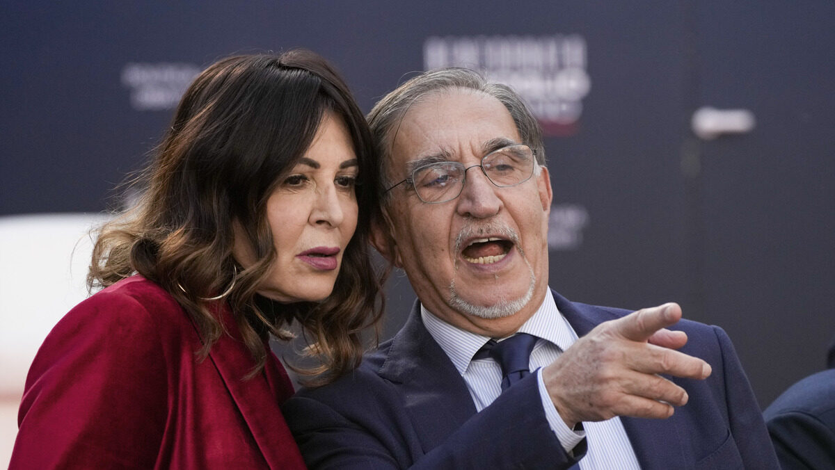 Santanché, il clamoroso retroscena sull’addio che coinvolge Delmastro. Poi arriva La Russa e… Santanché, il clamoroso retroscena sull’addio che coinvolge Delmastro. Poi arriva La Russa e…