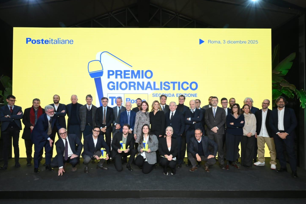 Poste Italiane: premiata la giovane giornalista Bianca Michelangeli alla seconda edizione del Premio TG Poste Poste Italiane: premiata la giovane giornalista Bianca Michelangeli alla seconda edizione del Premio TG Poste