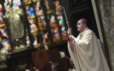 Milano, l’affondo di Delpini contro una “città che non vuole cittadini, capitale dei peccati finanziari”