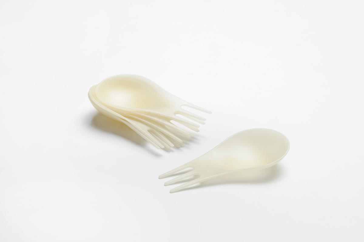 Eni è Main Partner di OLTREPLASTICA, la mostra che racconta la trasformazione della plastica e il ruolo del design