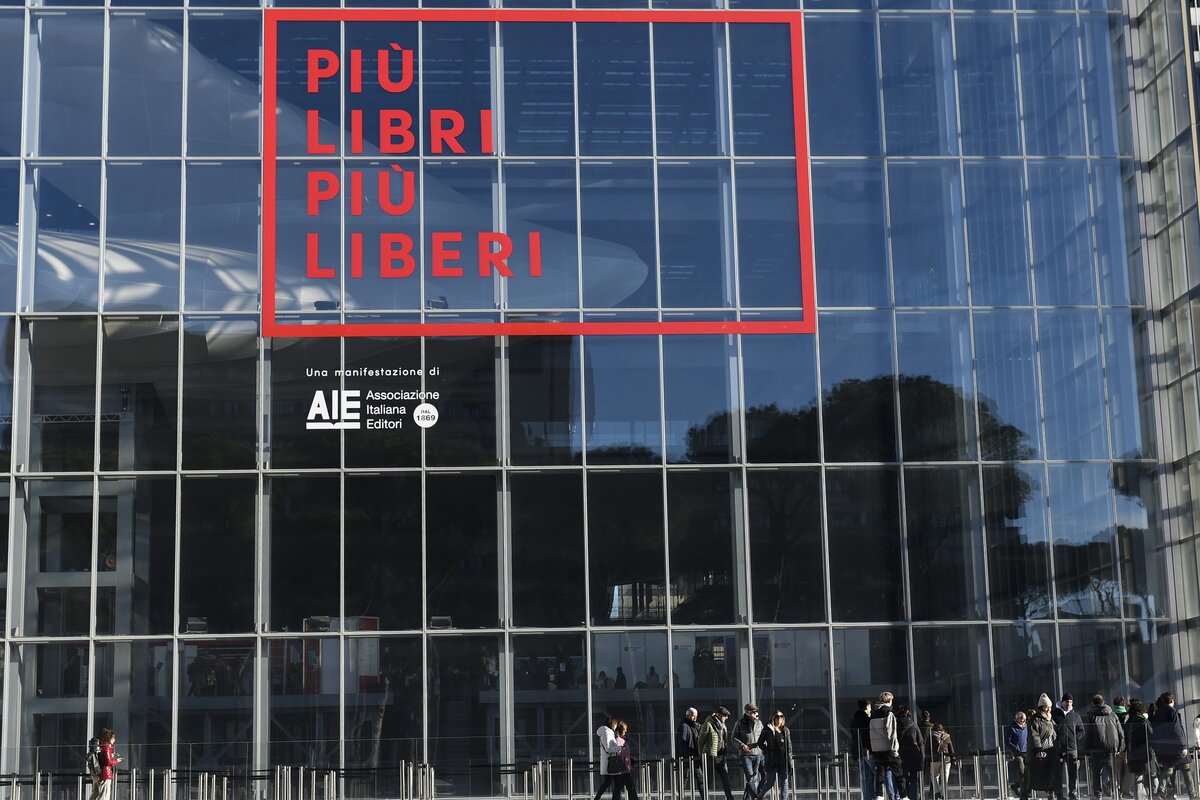 Più Libri Più Liberi, scoppia un nuovo caso: stop al libro “Io non voto Giorgia”. La denuncia di Graphofeel Più Libri Più Liberi, scoppia un nuovo caso: stop al libro “Io non voto Giorgia”. La denuncia di Graphofeel