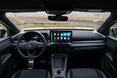 Volkswagen nuova T-Roc: tecnologia e stile per il SUV più venduto in Europa