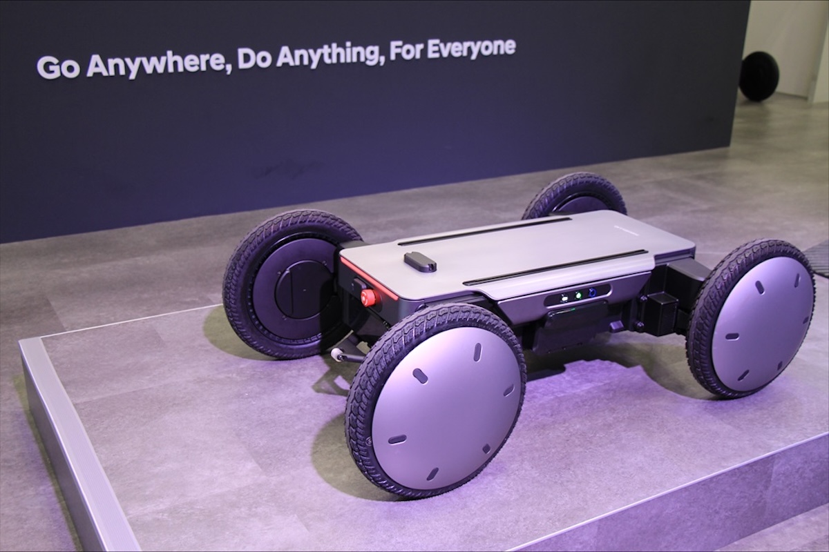 Hyundai MobED: il futuro della robotica mobile sbarca all’iREX 2025 Hyundai MobED: il futuro della robotica mobile sbarca all’iREX 2025